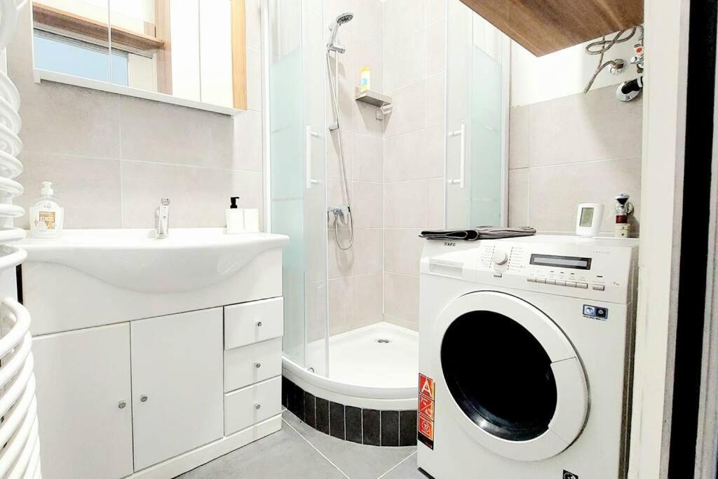 Checkinvienna-One Bedroom Apartment Экстерьер фото